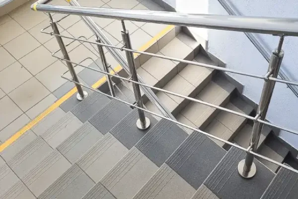 Guarda-corpo metálico instalado em Sorocaba